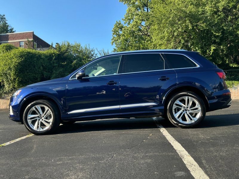 Used 2023 Audi Q7 2.0T Premium w/ Convenience Package AWD/4WD image 8