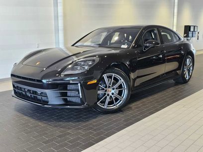 New 2024 Porsche Panamera 4