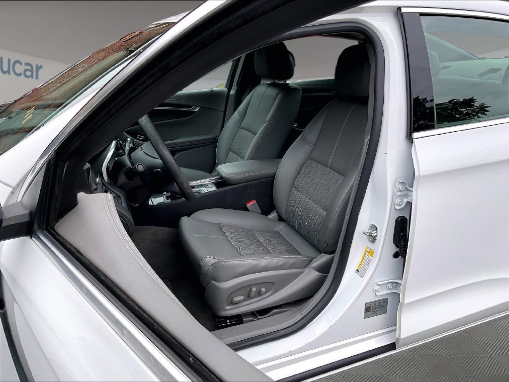Used 2019 Chevrolet Impala LS FWD image 10