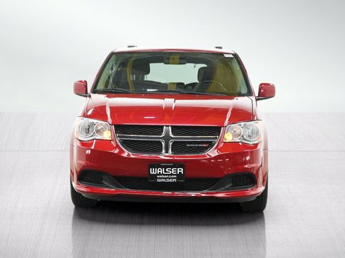 Used 2015 Dodge Grand Caravan SXT FWD image 8