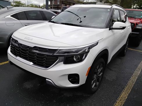 Used 2024 Kia Seltos S AWD/4WD image 13