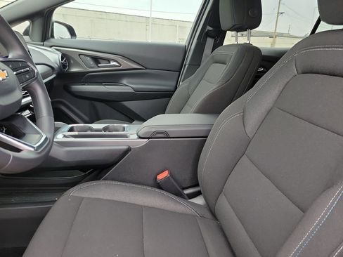 Used 2026 Chevrolet Equinox EV LT image 17