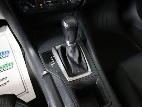 Used 2014 MAZDA MAZDA3 i Sport image 35