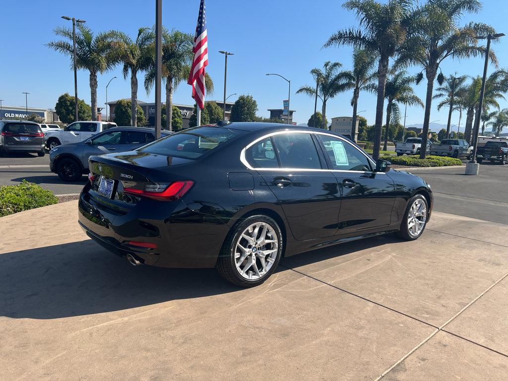 Used 2025 BMW 330i Sedan RWD image 5