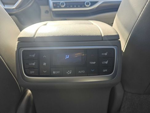 Used 2017 Toyota Highlander Limited Platinum image 45
