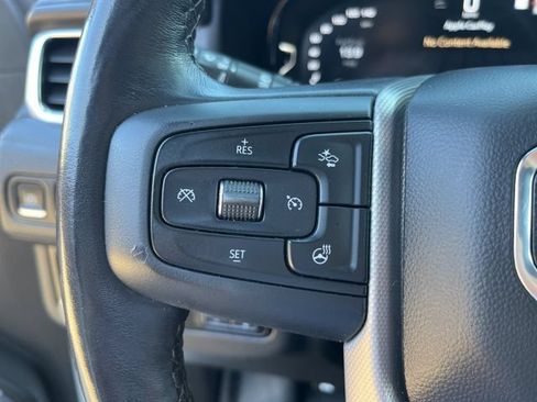 Used 2022 GMC Yukon Denali w/ Denali Premium Package RWD image 28
