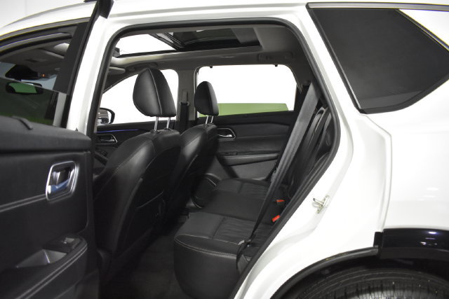 Certified 2026 Nissan Rogue Platinum w/ Platinum Premium Package AWD/4WD image 31