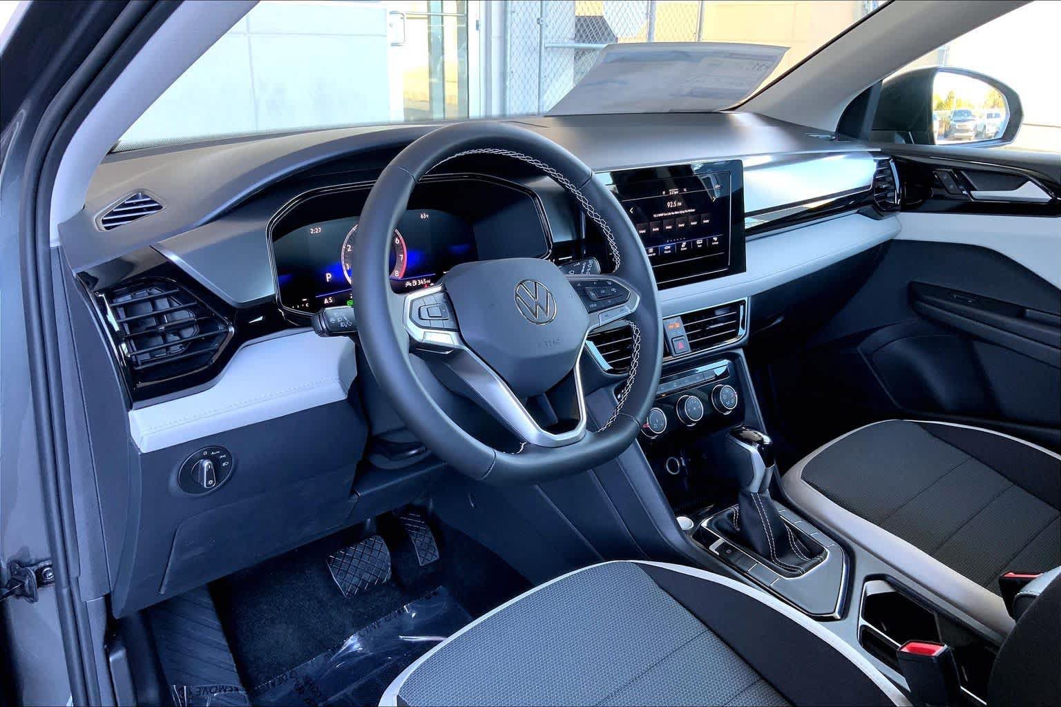 Used 2026 Volkswagen Taos S FWD image 8
