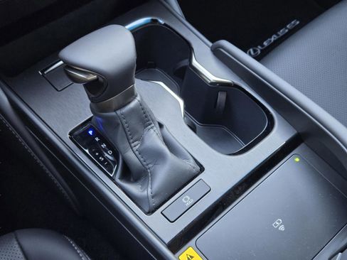 New 2025 Lexus ES 350 w/ Premium Package image 14