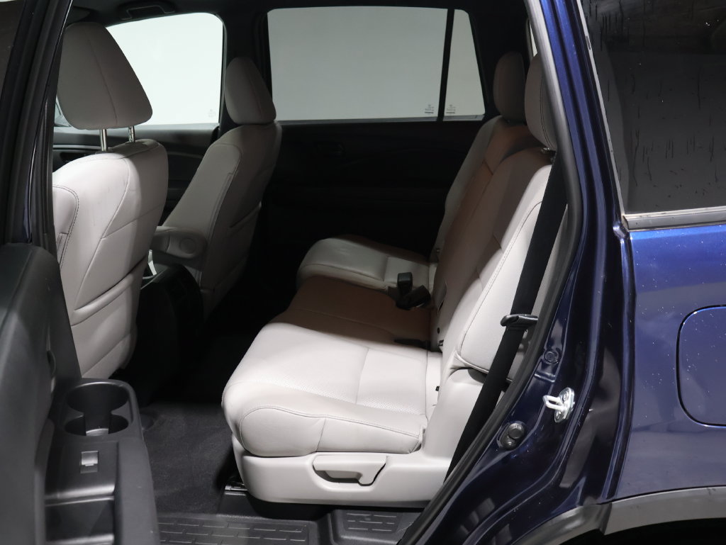 Used 2023 Honda Passport EX-L image 19