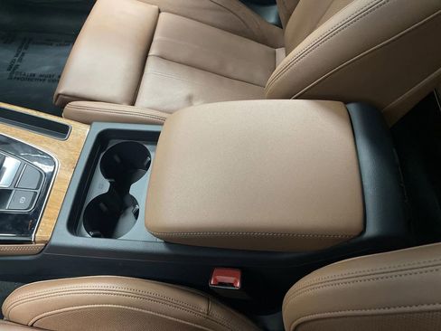 Used 2024 Audi Q5 e Premium Plus w/ Premium Plus Package image 22