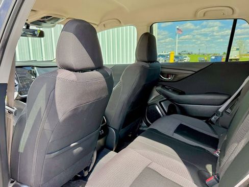 Used 2023 Subaru Outback Premium AWD/4WD image 13