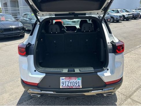 Certified 2025 Chevrolet TrailBlazer ACTIV w/ Convenience Package AWD/4WD image 32