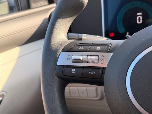 New 2026 Hyundai Tucson SEL image 17