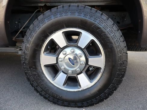 Used 2015 Ford F250 Lariat w/ Lariat Ultimate Package AWD/4WD image 43