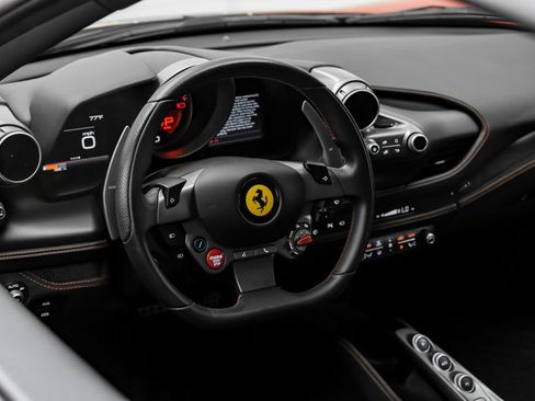 Used 2020 Ferrari F8 Tributo RWD image 21
