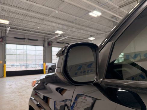 Used 2015 Toyota 4Runner Trail image 12