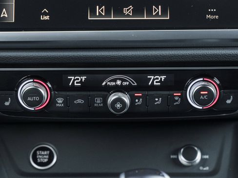 Used 2023 Audi Q3 2.0T Premium Plus w/ Premium Plus Package image 12