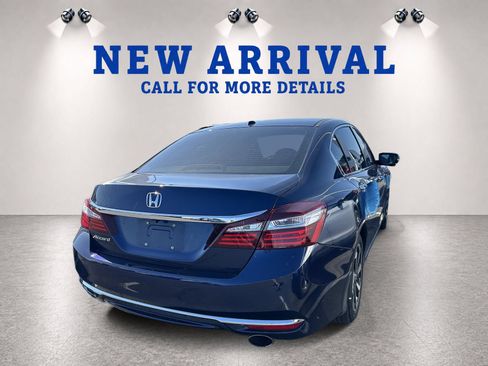 Used 2017 Honda Accord EX image 5