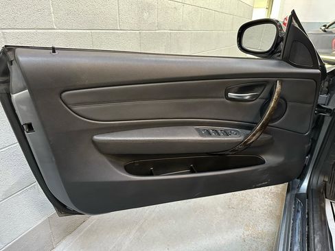 Used 2011 BMW 135i Convertible image 15