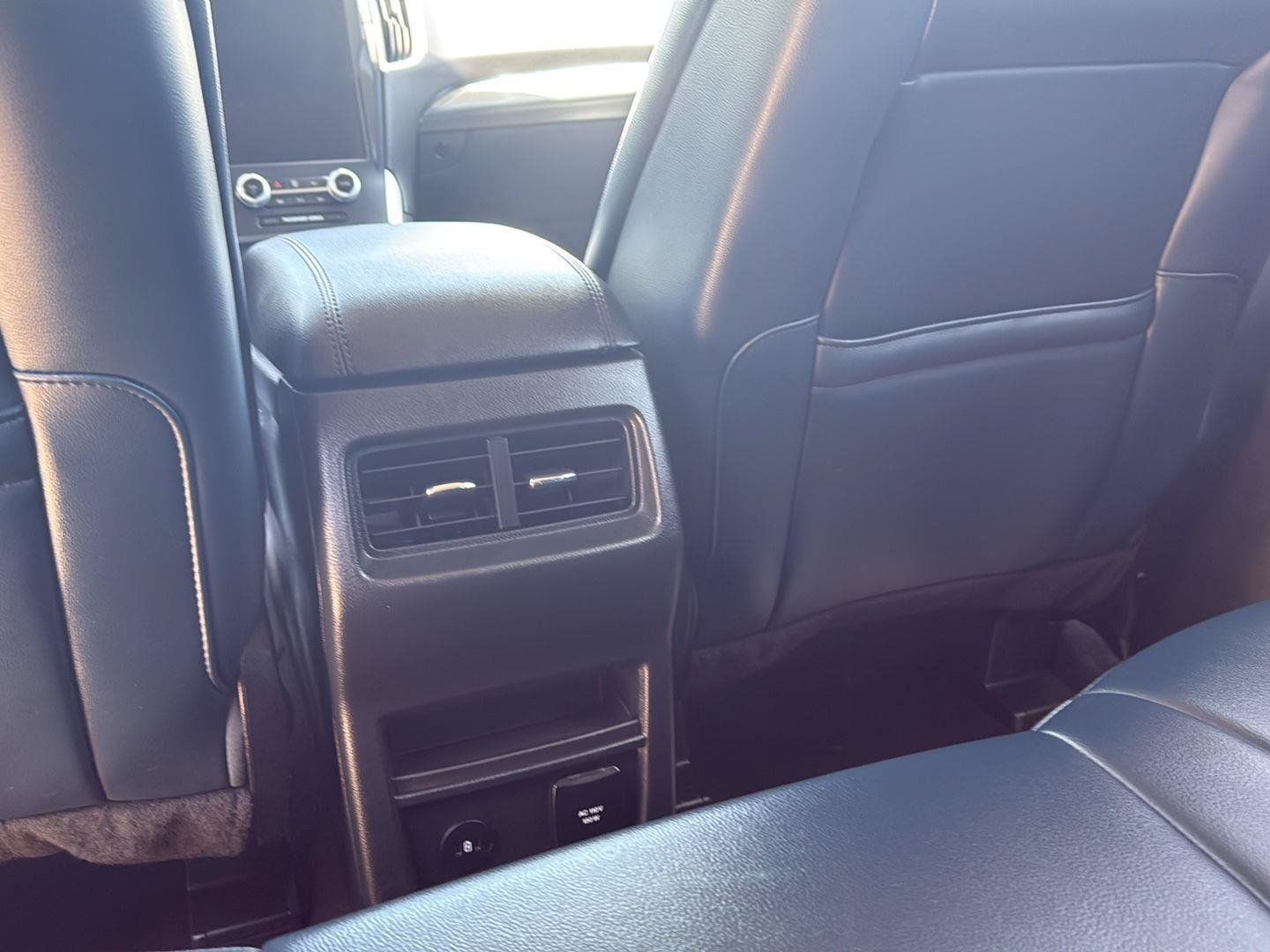 Used 2023 Ford Edge SEL w/ Sport Appearance Package AWD/4WD image 16