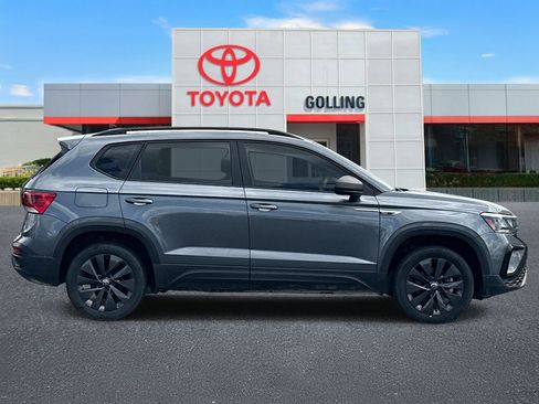Used 2023 Volkswagen Taos S FWD image 6