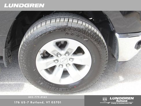 Used 2023 RAM 1500 Laramie AWD/4WD image 12