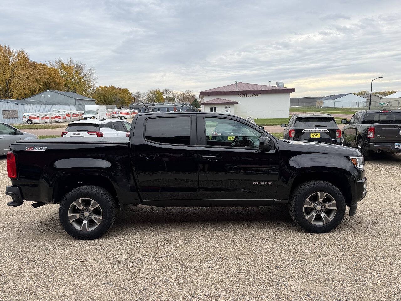 Used 2018 Chevrolet Colorado Z71 w/ LPO, Premium Interior Package AWD/4WD image 1