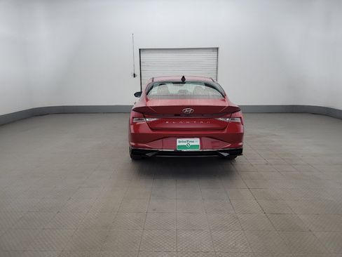 Used 2021 Hyundai Elantra SEL w/ Convenience + Premium Package FWD image 6