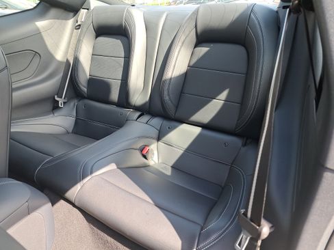 Used 2024 Ford Mustang GT Premium image 19