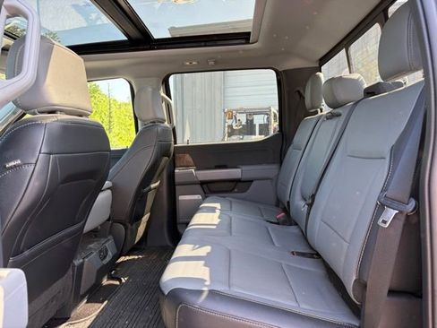 Used 2022 Ford F150 Lariat w/ Equipment Group 501A Mid AWD/4WD image 15
