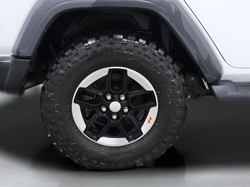 Used 2019 Jeep Wrangler Unlimited Sport S image 34