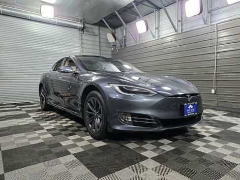 Used 2017 Tesla Model S 100D image 4