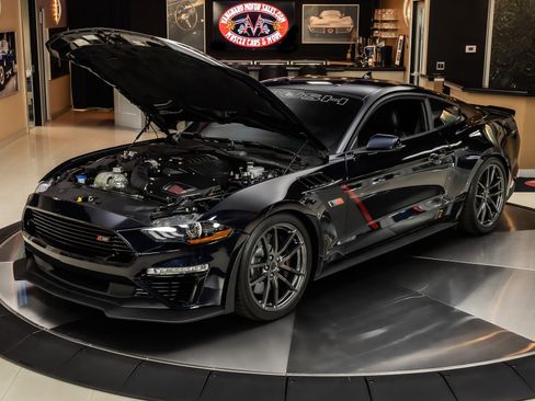 Used 2021 Ford Mustang GT Premium w/ GT Performance Package RWD image 6
