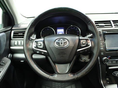 Used 2016 Toyota Camry XSE image 14