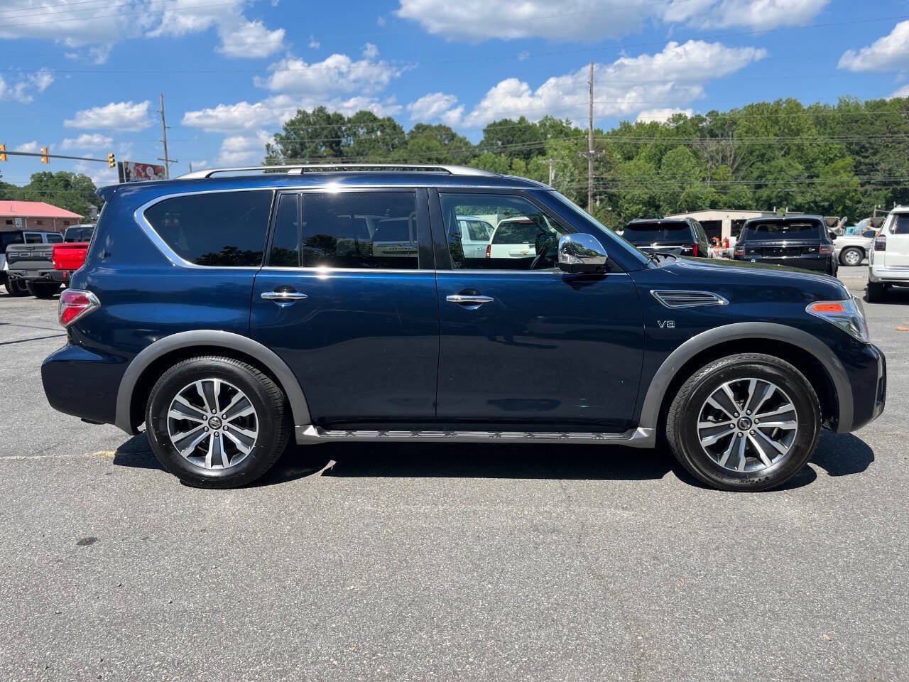 Used 2020 Nissan Armada SL w/ Premium Package RWD image 3