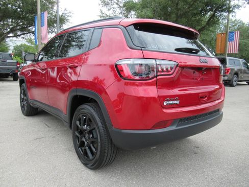 New 2026 Jeep Compass Latitude AWD/4WD image 5