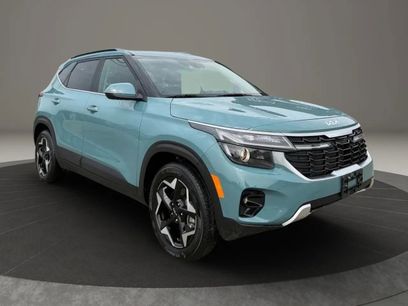 Used 2024 Kia Seltos EX