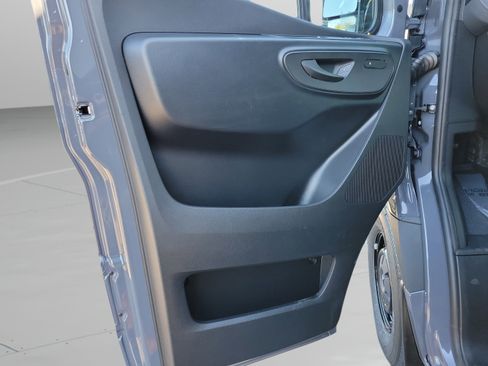 Used 2026 Mercedes-Benz Sprinter 2500 image 16