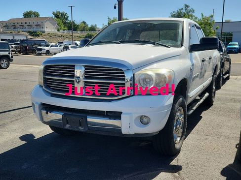 Used 2006 Dodge Ram 2500 Truck Laramie AWD/4WD image 3