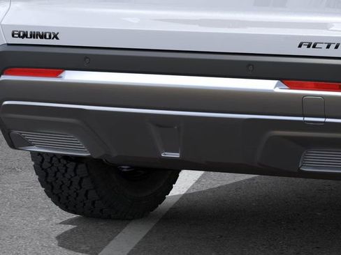 New 2026 Chevrolet Equinox ACTIV w/ Convenience Package III image 14