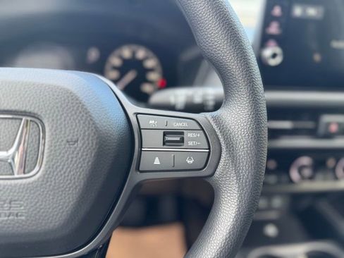 New 2026 Honda HR-V LX image 24