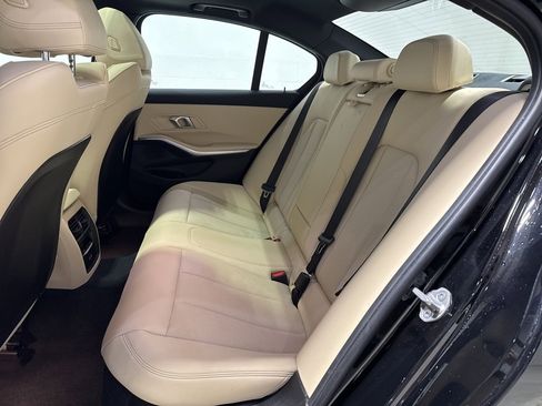 Used 2024 BMW 330i xDrive Sedan w/ Convenience Package image 34