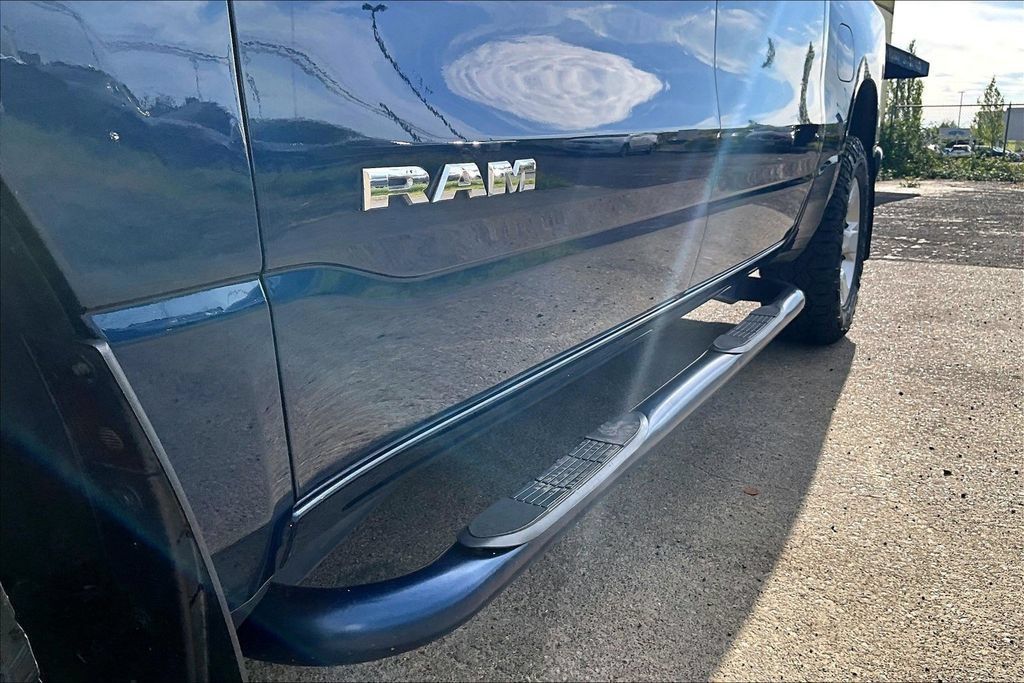 Used 2021 RAM 1500 Big Horn AWD/4WD image 35