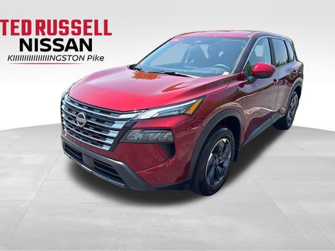 Used 2025 Nissan Rogue SV FWD image 1