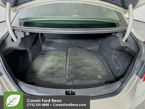 Used 2013 Chevrolet Malibu LT image 22