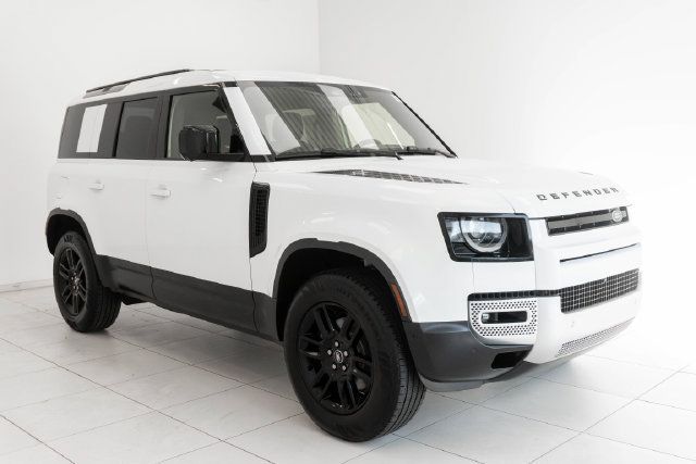 Used 2025 Land Rover Defender 110 S AWD/4WD image 33