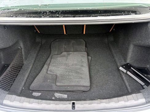 Used 2025 BMW 330i xDrive Sedan w/ Premium Package image 9