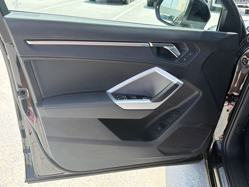 Certified 2025 Audi Q3 2.0T Premium w/ Convenience Package AWD/4WD image 13