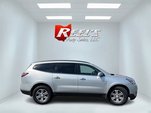 Used 2017 Chevrolet Traverse LT AWD/4WD image 6